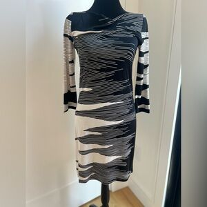 Diane Von Furstenberg multicolored mini dress with 3/4 sleeve